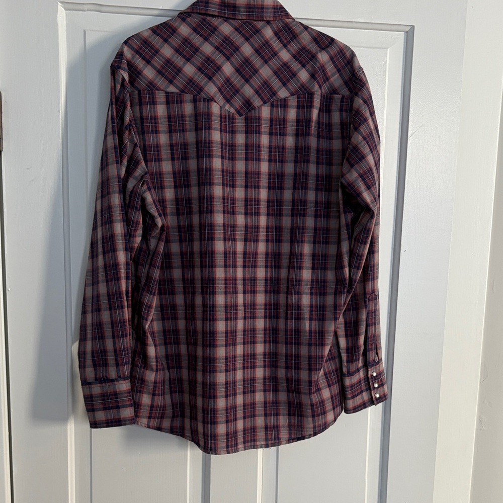 Wrangler Men's Burgundy and Navy Plaid Shirt - Picture 6 of 6
